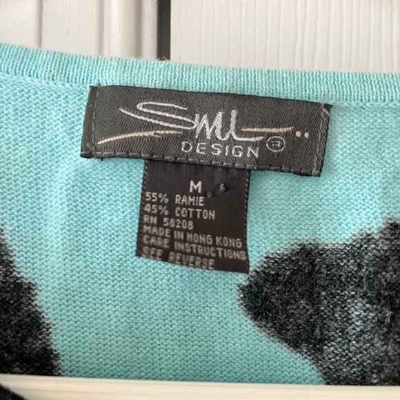 SML Design Cow Print Scoop Neck Tank Sweater, size Medium - Picture 3 of 5